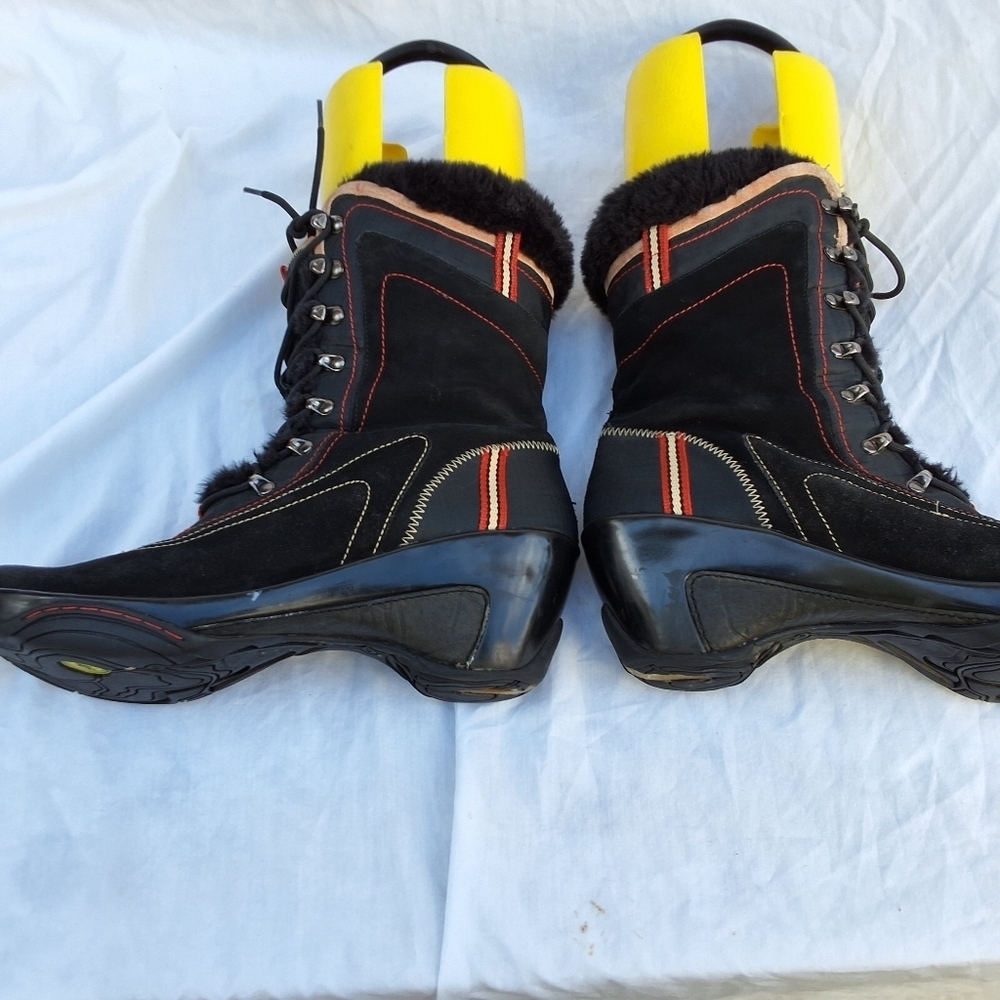 J-41 Lace up sporty faux fur boots 9.5 - Picture 6 of 13